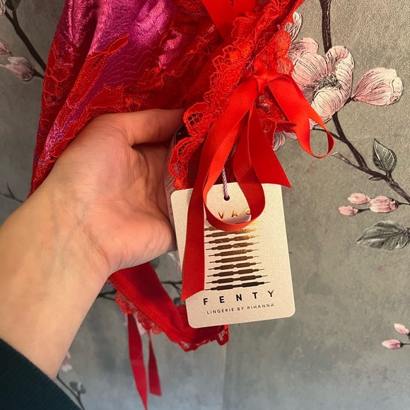 NWT savage X fenty lingerie - Picture 6 of 8